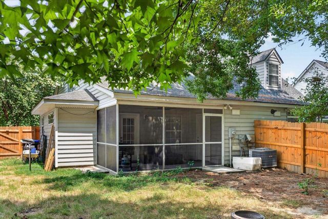 2140 Kings Gate Lane, Mount Pleasant, SC 29466