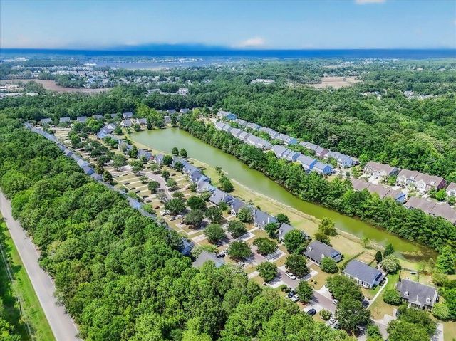 2140 Kings Gate Lane, Mount Pleasant, SC 29466