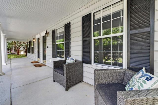 2140 Kings Gate Lane, Mount Pleasant, SC 29466