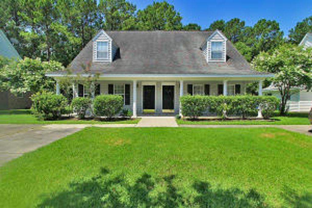 2140 Kings Gate Lane, Mount Pleasant, SC 29466