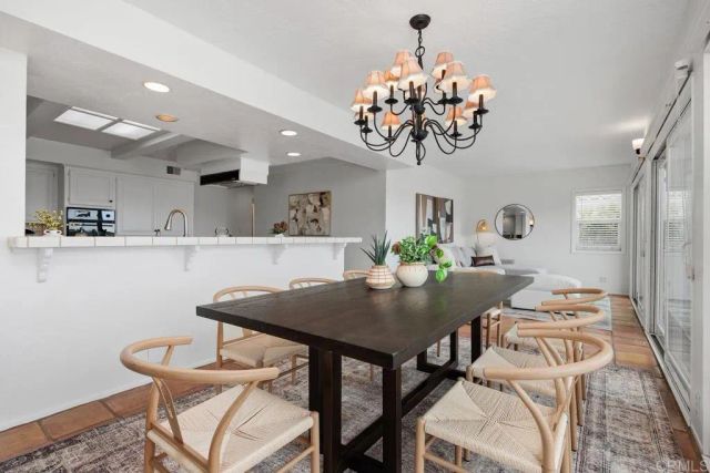 5942 Sagebrush Road, La Jolla, CA 92037