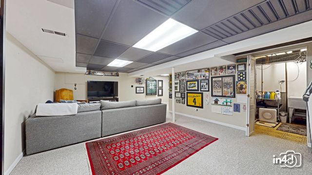 7731 Maple Street, Morton Grove, IL 60053