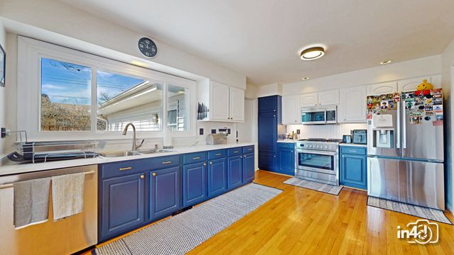 7731 Maple Street, Morton Grove, IL 60053