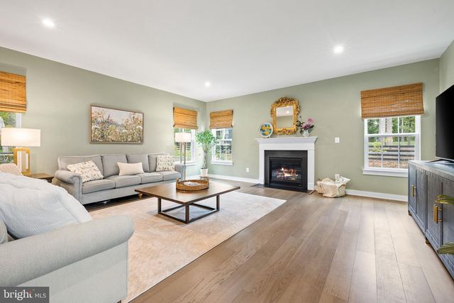 5036 KINGSLEY CT, Warrenton, VA 20187