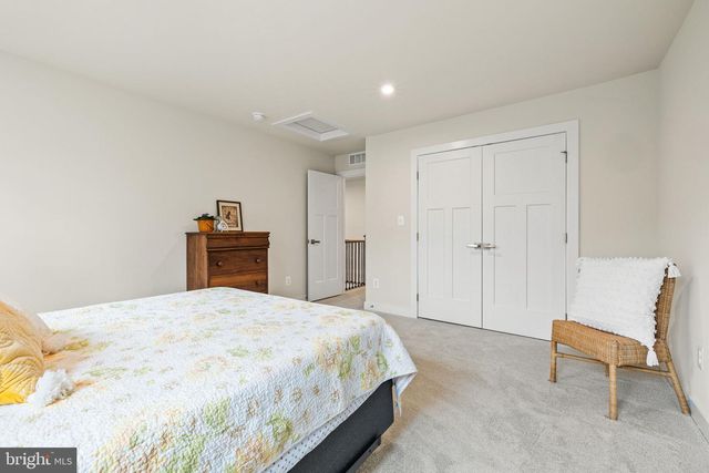 5036 KINGSLEY CT, Warrenton, VA 20187