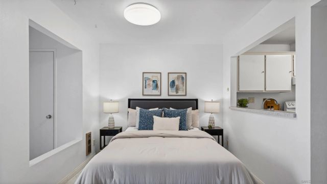 3234 Ashford St H, San Diego, CA 92111