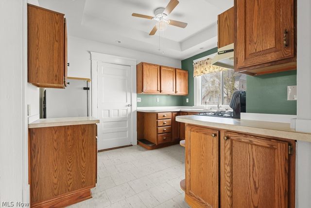 44 Agate Place, Akron, OH 44305