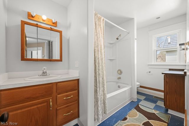 44 Agate Place, Akron, OH 44305