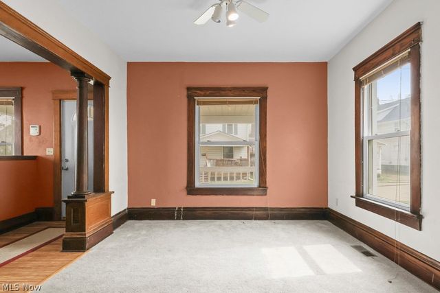 44 Agate Place, Akron, OH 44305