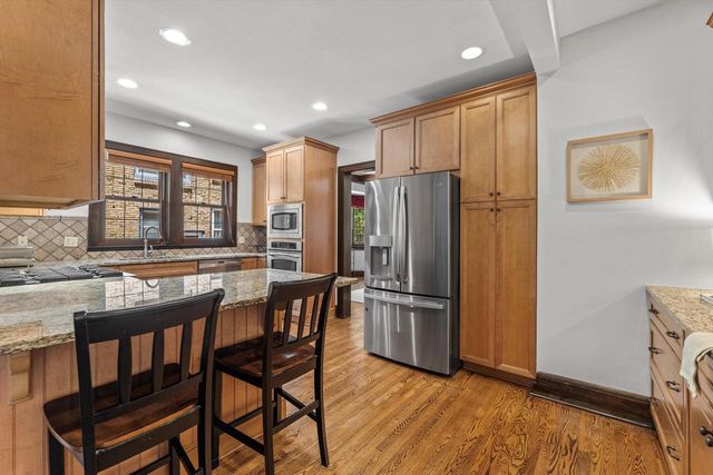 4637 N Murray AVENUE, Whitefish Bay, WI 53211