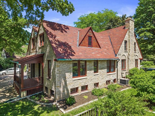 4637 N Murray AVENUE, Whitefish Bay, WI 53211
