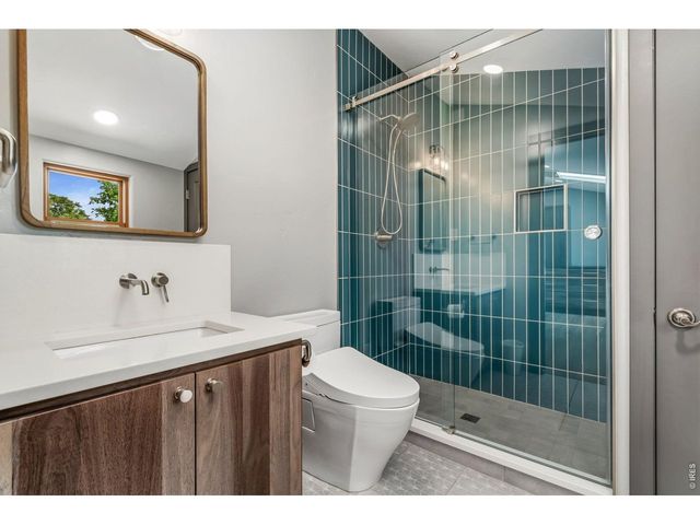 1329 E 7th St, Loveland, CO 80537