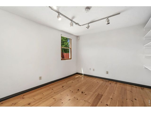 1329 E 7th St, Loveland, CO 80537