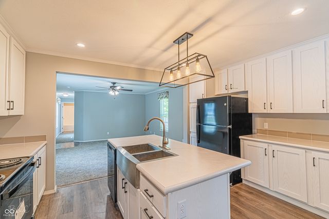 40 Lazy River Road, Cloverdale, IN 46120