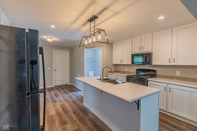 40 Lazy River Road, Cloverdale, IN 46120