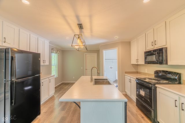 40 Lazy River Road, Cloverdale, IN 46120