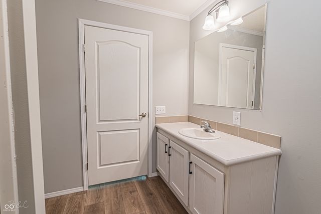 40 Lazy River Road, Cloverdale, IN 46120