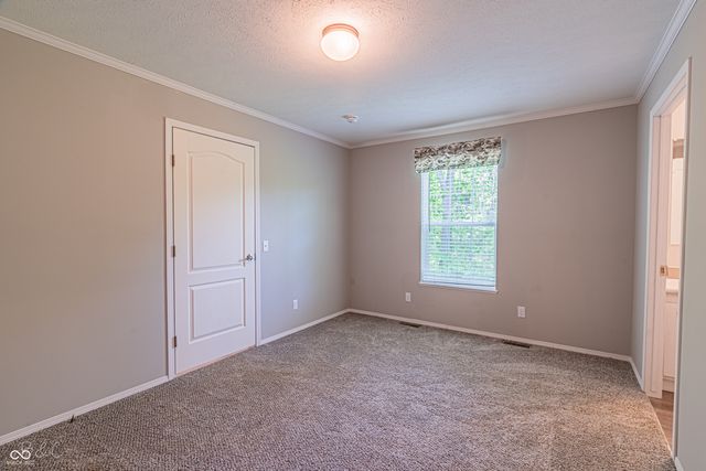 40 Lazy River Road, Cloverdale, IN 46120