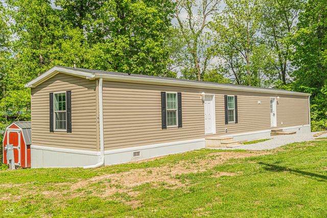 40 Lazy River Road, Cloverdale, IN 46120