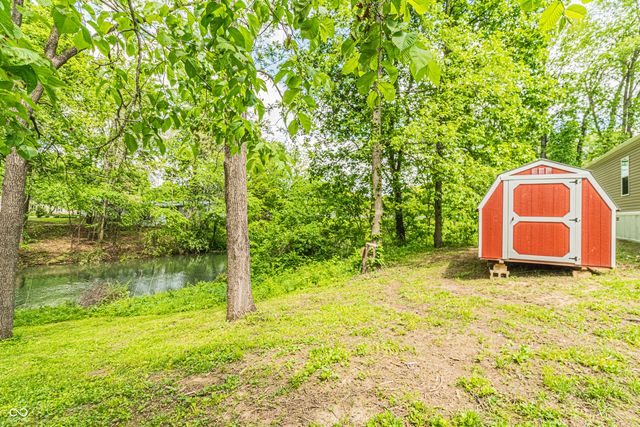 40 Lazy River Road, Cloverdale, IN 46120