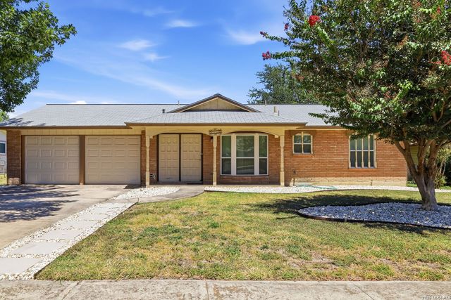 6715 YELLOW ROSE ST, Leon Valley, TX 78238