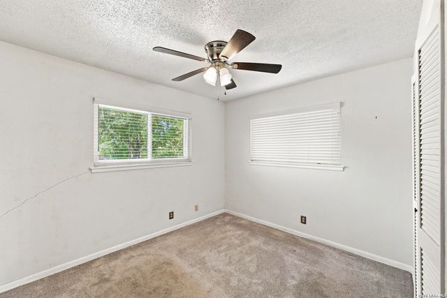 6715 YELLOW ROSE ST, Leon Valley, TX 78238