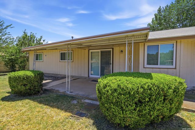 6715 YELLOW ROSE ST, Leon Valley, TX 78238