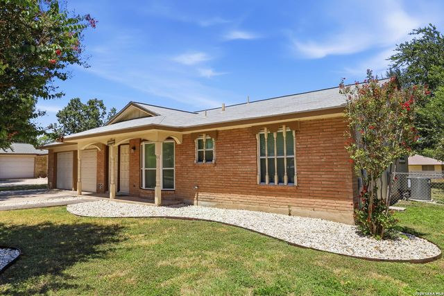 6715 YELLOW ROSE ST, Leon Valley, TX 78238