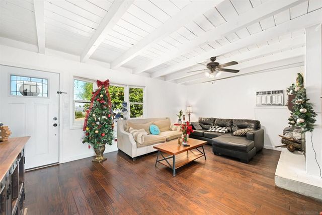 497 Mountain View Rd, El Cajon, CA 92021