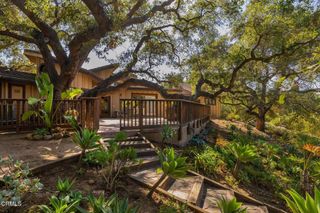 10681 Encino Drive, Oak View, CA 93022