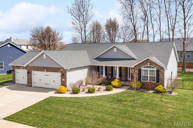 3550 CHIPPEWA Drive, Shiloh, IL 62221