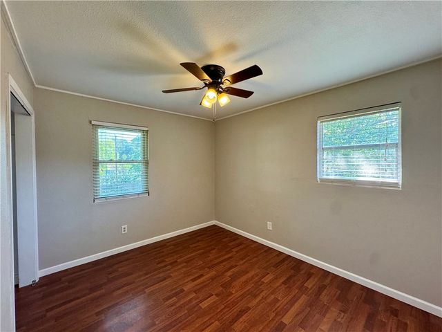 3805 Lynda Lee Dr, Corpus Christi, TX 78418