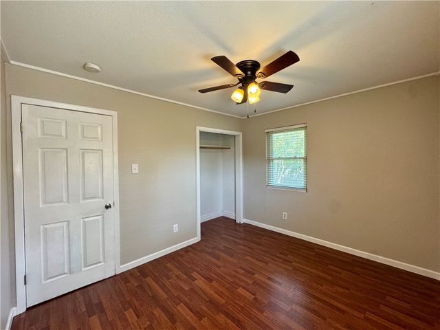 3805 Lynda Lee Dr, Corpus Christi, TX 78418