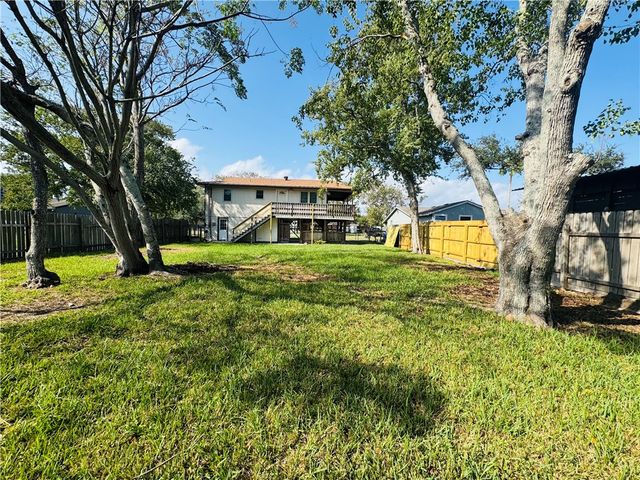 3805 Lynda Lee Dr, Corpus Christi, TX 78418