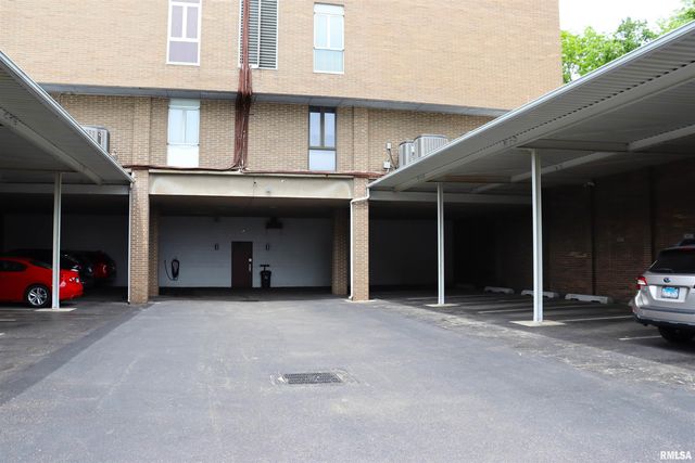 4444 N Knoxville Ave Apt 404, Peoria, IL 61614