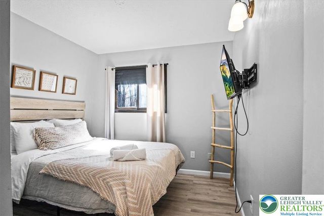 1150 Country Club Drive, Coolbaugh Twp, PA 18466