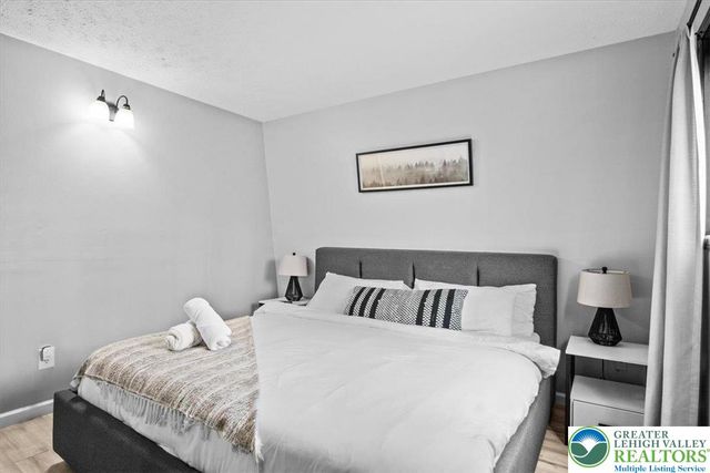 1150 Country Club Drive, Coolbaugh Twp, PA 18466