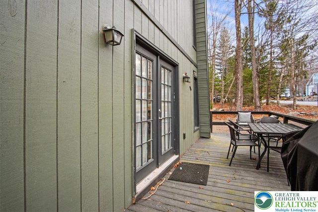 1150 Country Club Drive, Coolbaugh Twp, PA 18466