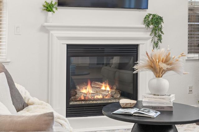 935 Campfire Cir, Rocklin, CA 95765