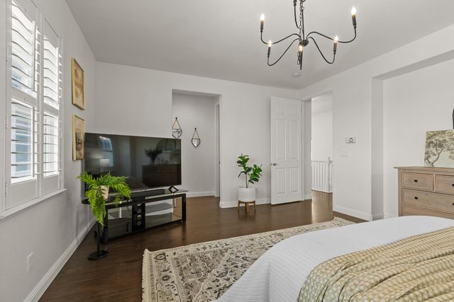 935 Campfire Cir, Rocklin, CA 95765