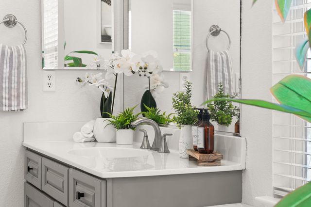 935 Campfire Cir, Rocklin, CA 95765