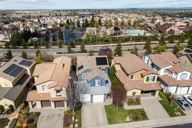 935 Campfire Cir, Rocklin, CA 95765