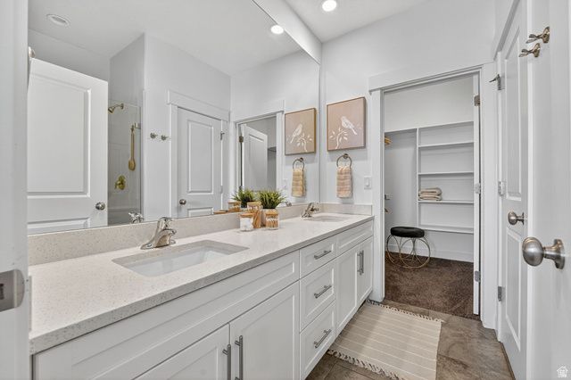 5033 W DAYBREAK PKWY, South Jordan, UT 84009