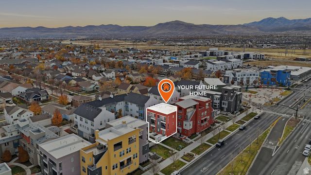 5033 W DAYBREAK PKWY, South Jordan, UT 84009