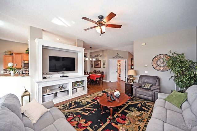 921 Heritage Green Drive, Monroe, OH 45050