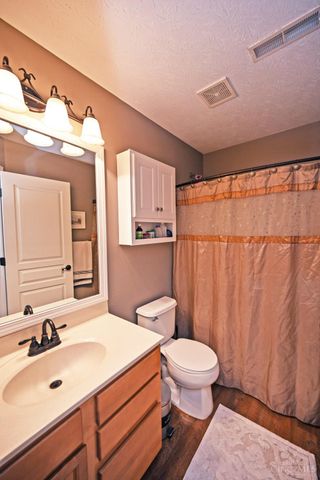 921 Heritage Green Drive, Monroe, OH 45050