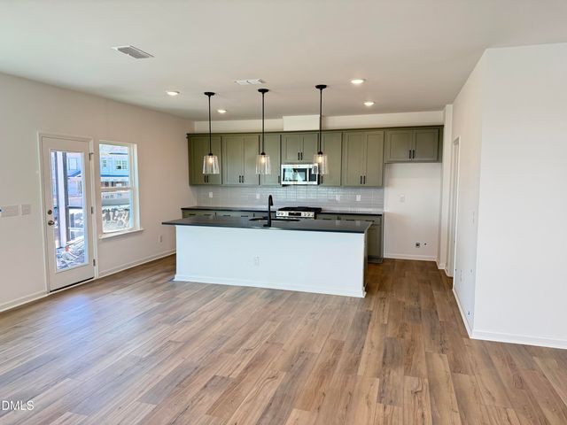 4104 Emeline Way 92, Fuquay Varina, NC 27526