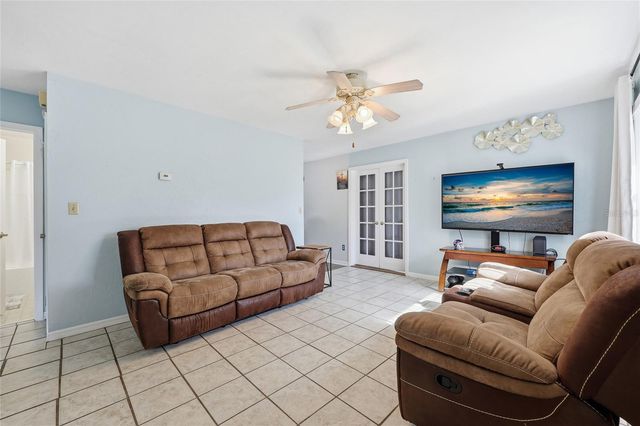 4916 SW 57TH DRIVE, Gainesville, FL 32608