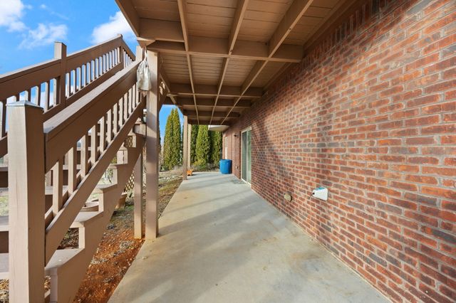 115 Mountain Air Drive, Somerset, KY 42503