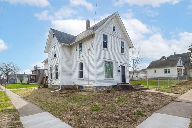 1935 N Sturdevant Street, Davenport, IA 52804